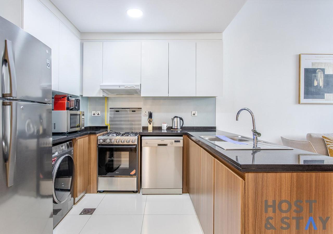 Apartment Host And - Luxury In Orchid, Damac Hills With Premium Amenities *