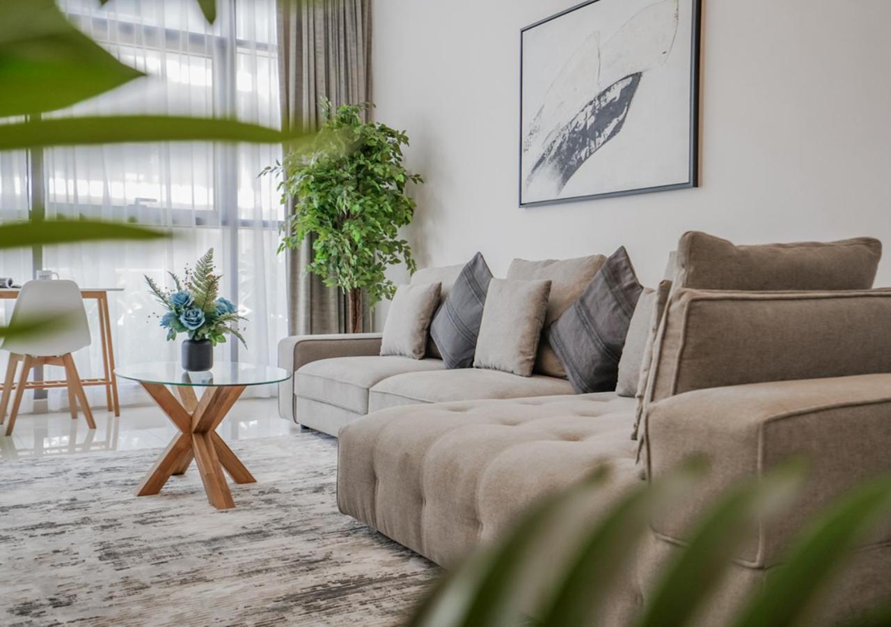Host And - Luxury In Orchid, Damac Hills With Premium Amenities Apartment *