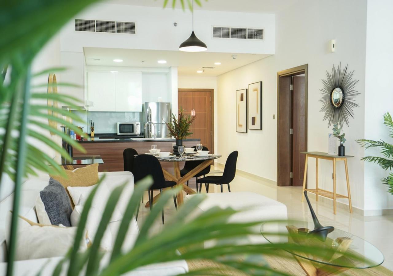 Apartment Host And - Luxury In Orchid, Damac Hills With Premium Amenities *