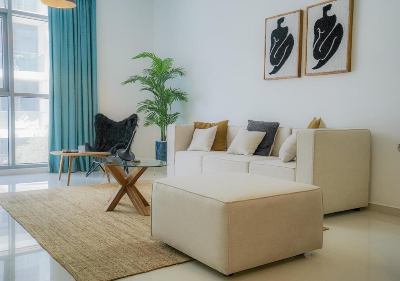 Host And - Luxury In Orchid, Damac Hills With Premium Amenities * Dubai