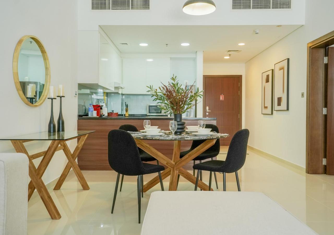 Host And - Luxury In Orchid, Damac Hills With Premium Amenities *
